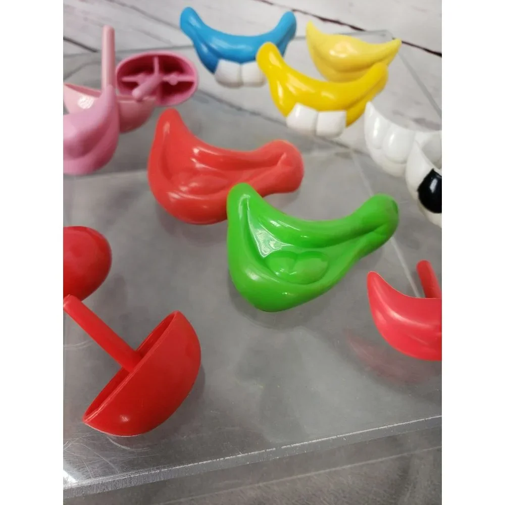 Mr Potato Head‎ Replacement Nose Mouth Teeth Smile lot of 15